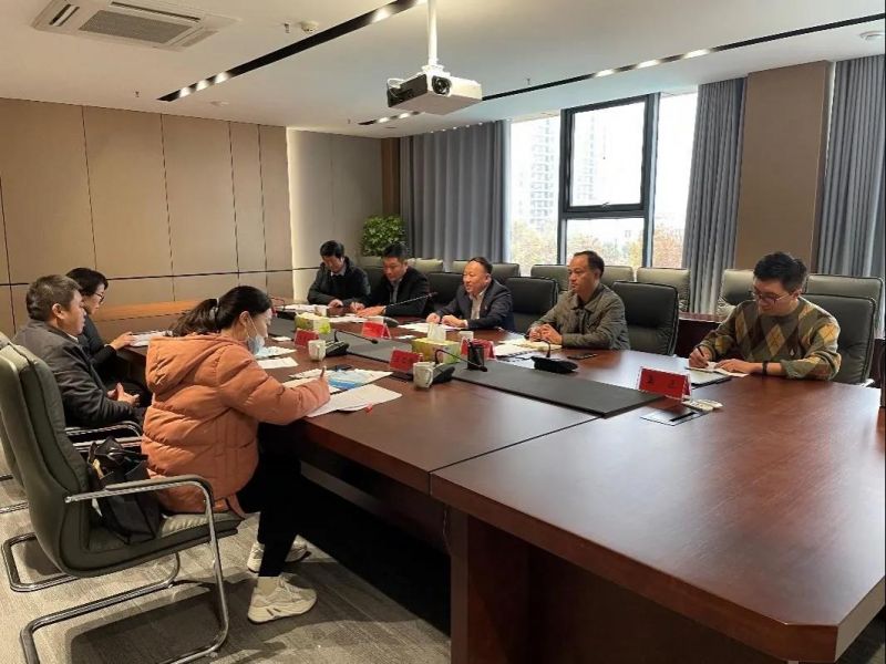 洛陽(yáng)市中院黨組成員焦貴福一行蒞臨弘義集團 調研企業(yè)發(fā)展與法律服務(wù)工作